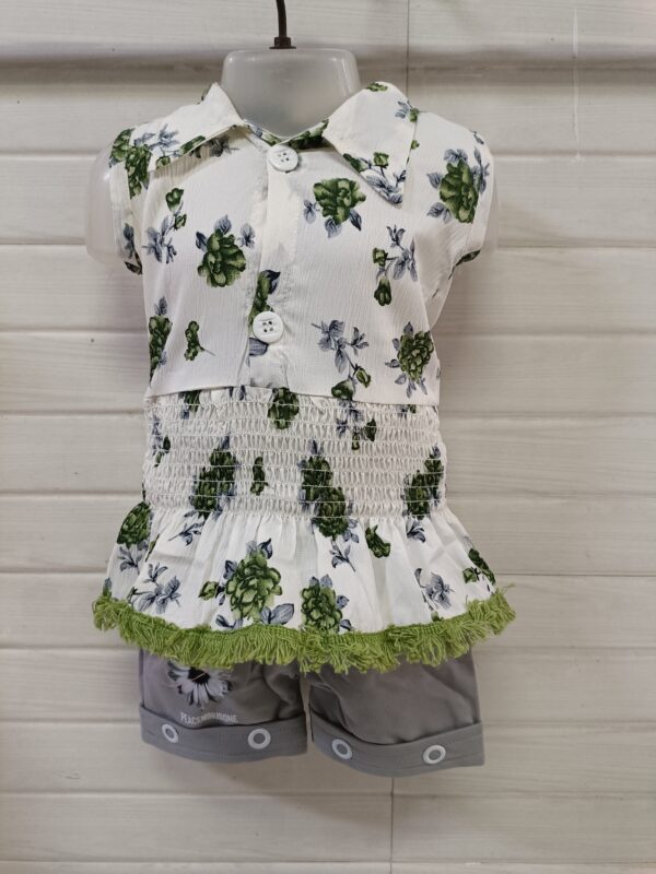 Top And Shorts(collar) - Image 6